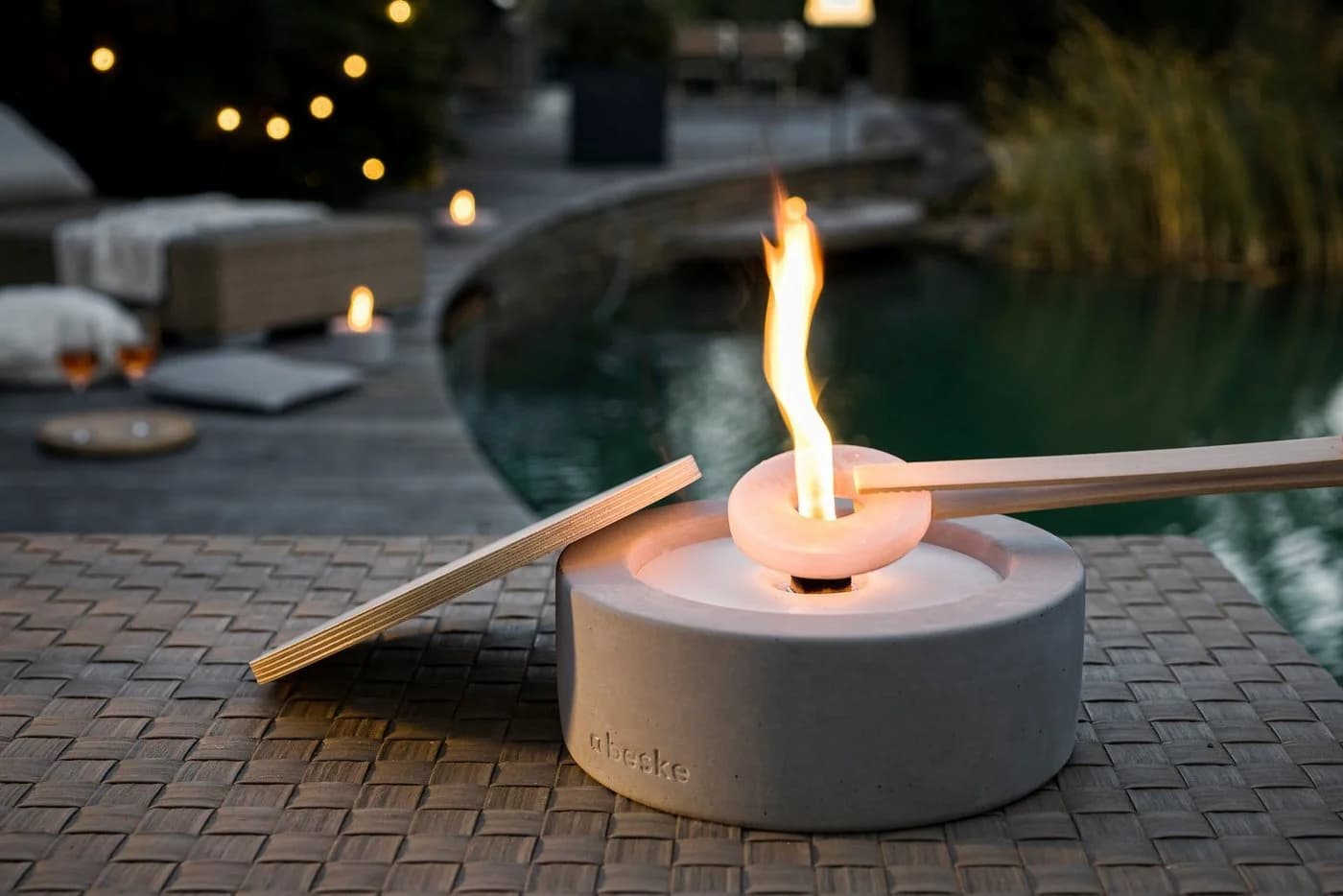 beske Outdoorkerze Nachfüllwachs 20-tlg. für runde Betonfeuer - Bild 4