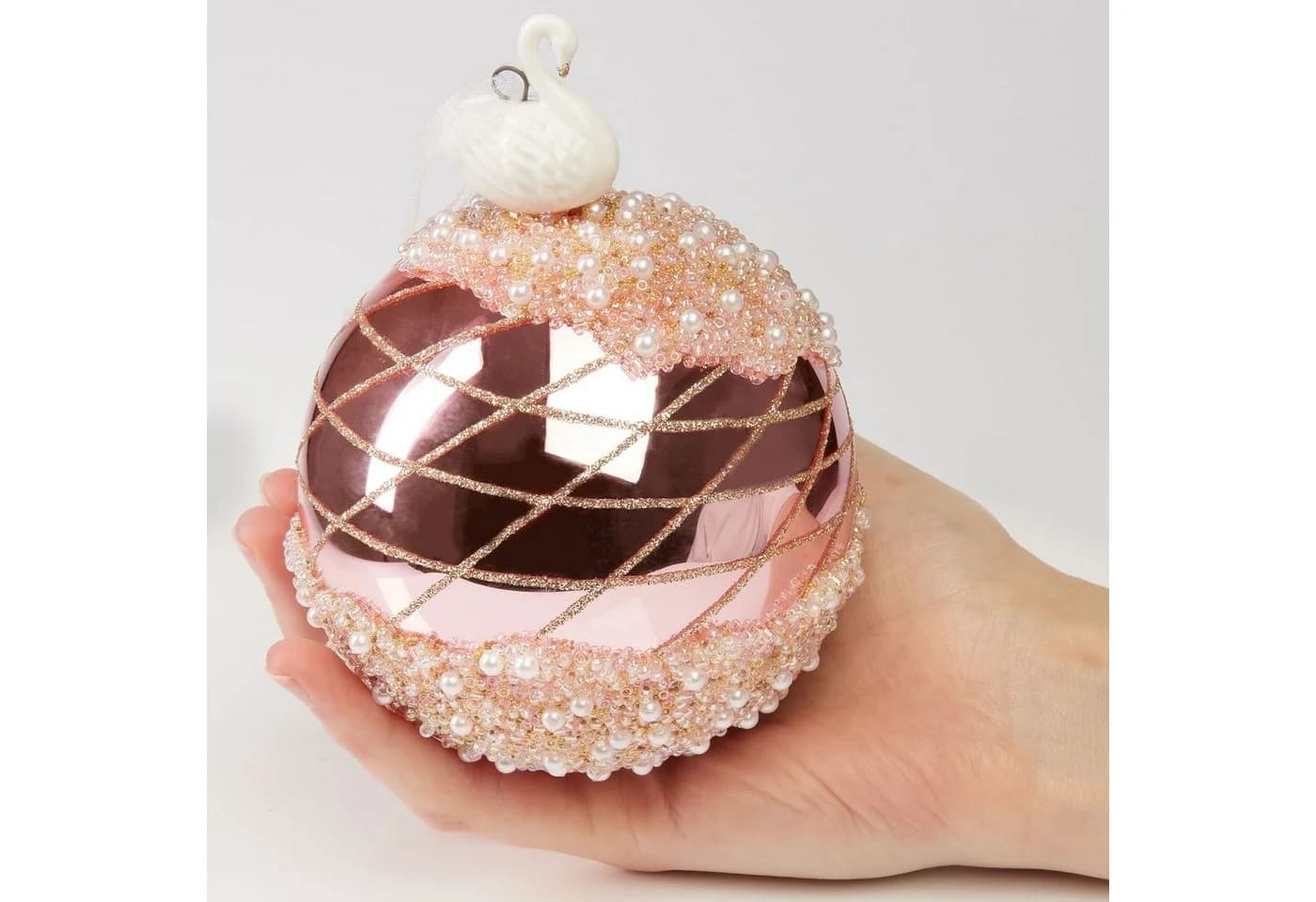 BRUBAKER Weihnachtsbaumkugel Rosa mit Schwan Figur 10 cm Glas - Bild 4