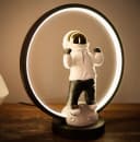 BRUBAKER LED Tischleuchte Astronaut Weiß/Schwarz/Gold Bild 2