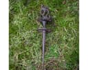 Antikas Gartenschlauchführung aus Gusseisen, antikbraun mit Erdspieß Bild 3