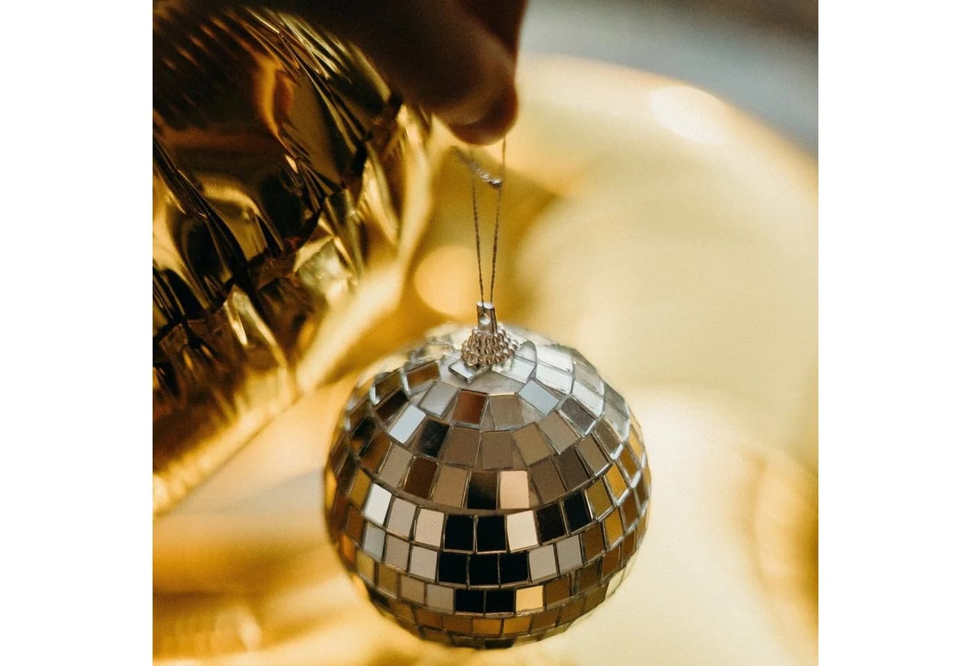 SATISFIRE Mini Disco Kugel 5cm Echtglas Silber 12er Set - Bild 3