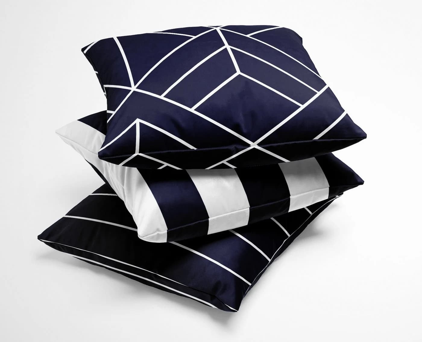 BETTWAESCHE-MIT-STIL Kissenbezug Mako Satin Blau Modernes Design