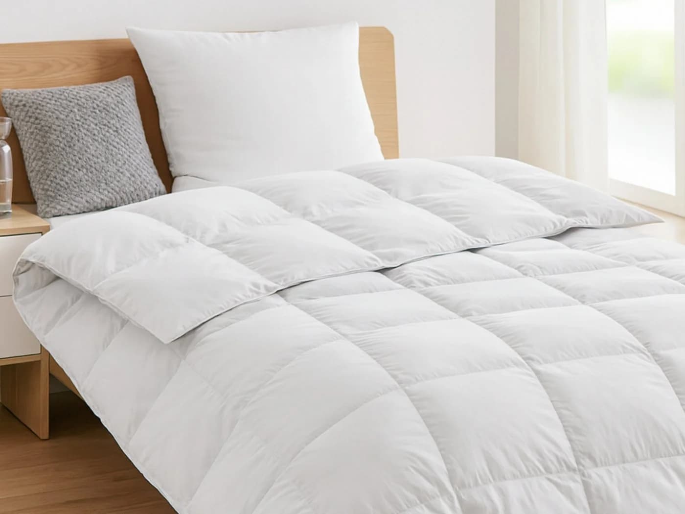sleepling Daunenbettdecke Komfort Weiß 90% Daunen 10% Federn