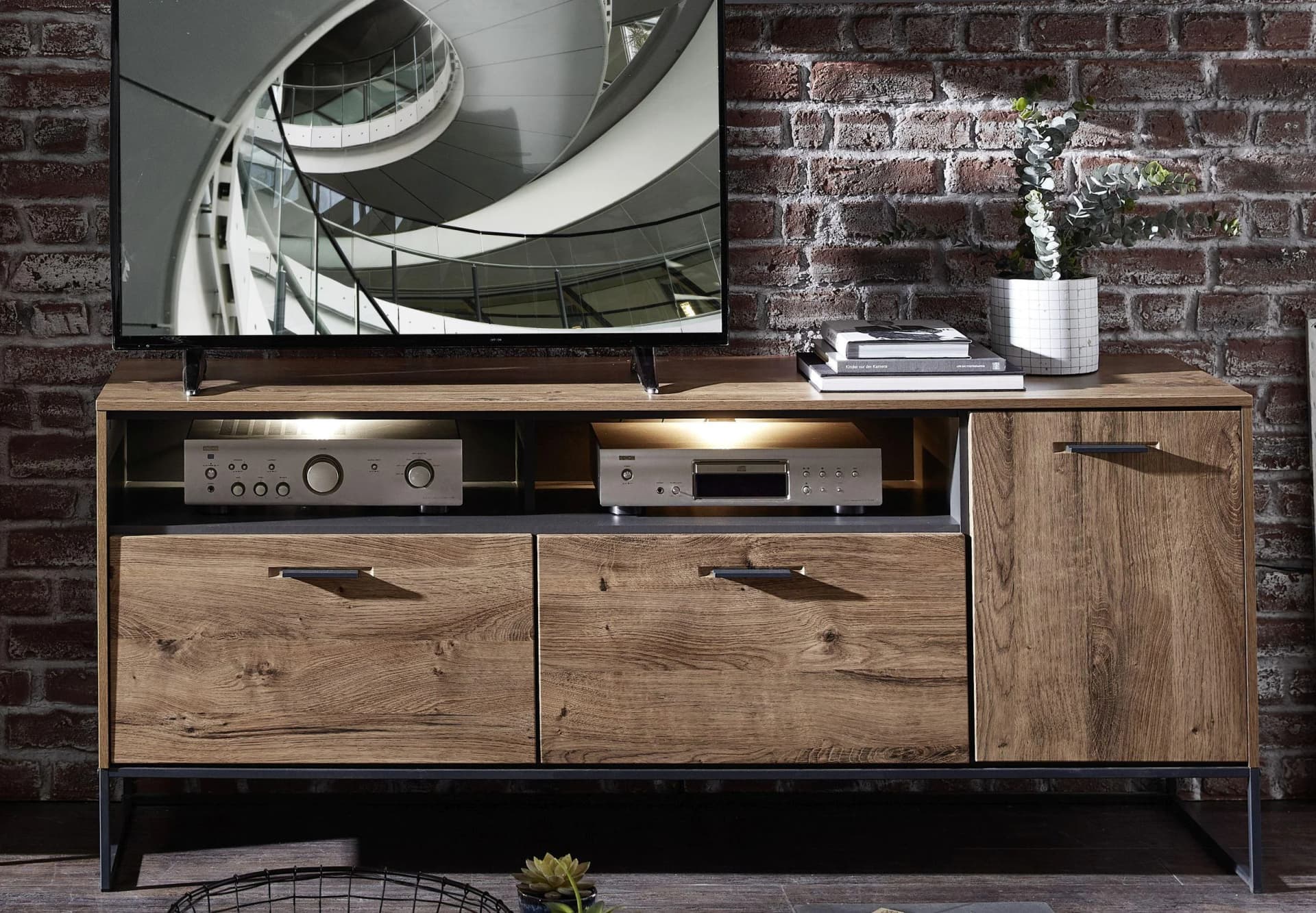 Sideboard Harper Wakefield Haveleiche Cognac