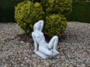 gartendekoparadies.de Erotische Frauen-Figur Steinfigur Grau Bild 3