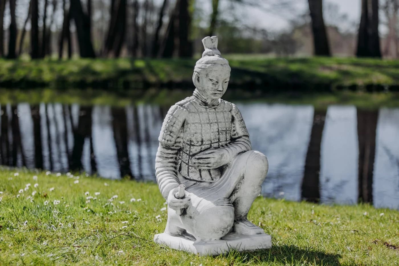 gartendekoparadies.de Terrakotta Krieger Steinfigur Grau 78 cm