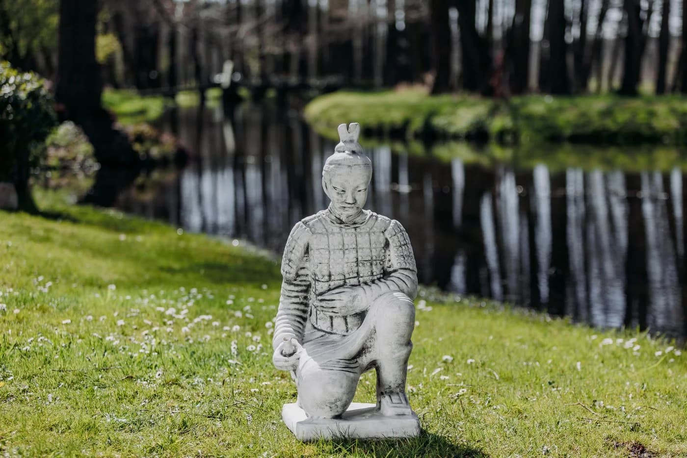 gartendekoparadies.de Terrakotta Krieger Steinfigur Grau 78 cm - Bild 5
