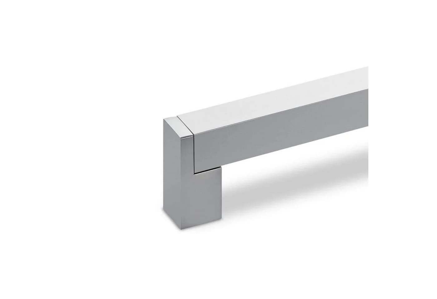 Eleganter Aluminium Möbelgriff in Silber, Eckig
