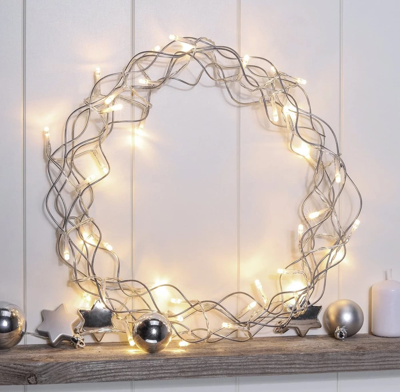 GartenHero Dekokranz 40 LED Metall Weihnachtskranz Timer Adventskranz
