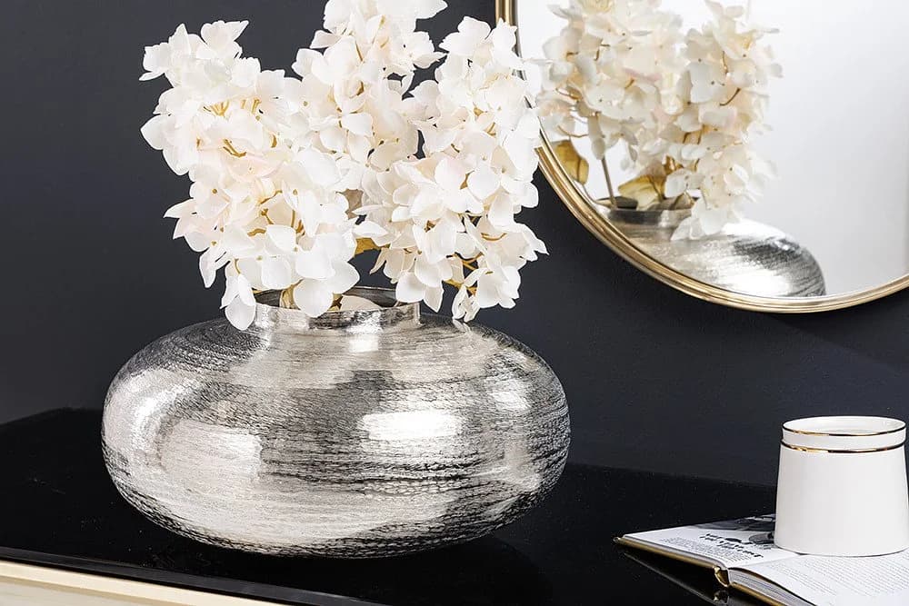 riess-ambiente Tischvase ABSTRACT ORIENT Silber Hammerschlag-Design - Bild 2