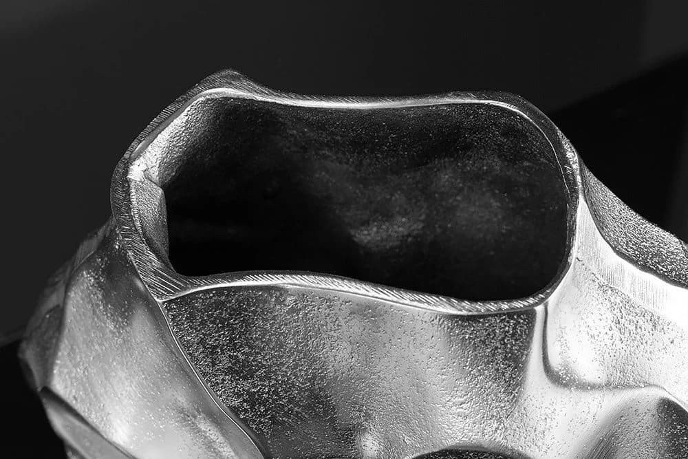 riess-ambiente Dekovase LIQUID 25cm Silber Hammerschlag-Design - Bild 5