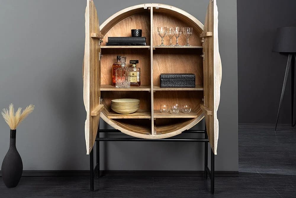 riess-ambiente Highboard LION 140cm Weiß Schwarz Löwenkopf-Design