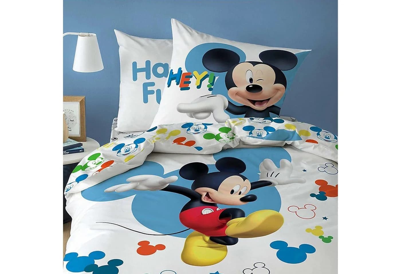 BERONAGE Kinderbettwäsche Mickey Mouse Jump 100% Baumwolle Renforcé