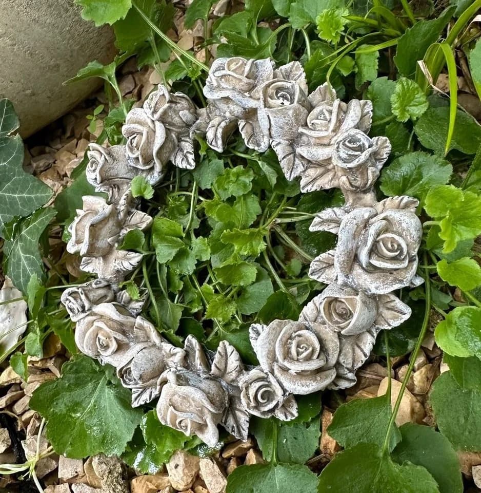 Radami Dekokranz Grabschmuck Rosenblüten Grau-Antik Wetterfest