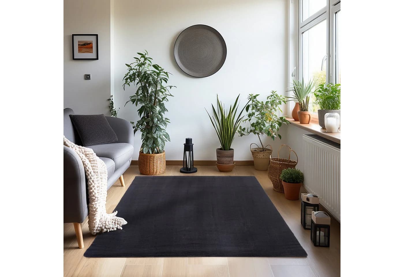 Teppium Kurzflor Teppich Unicolor Schwarz 7 mm Florhöhe