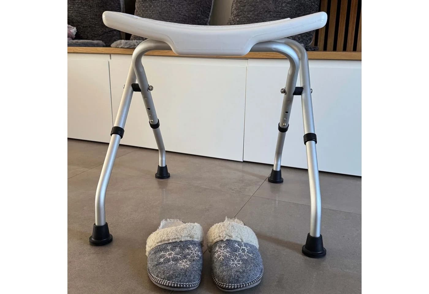 WENKO Badhocker Duschhocker 120 kg Tragkraft Höhenverstellbar - Bild 4
