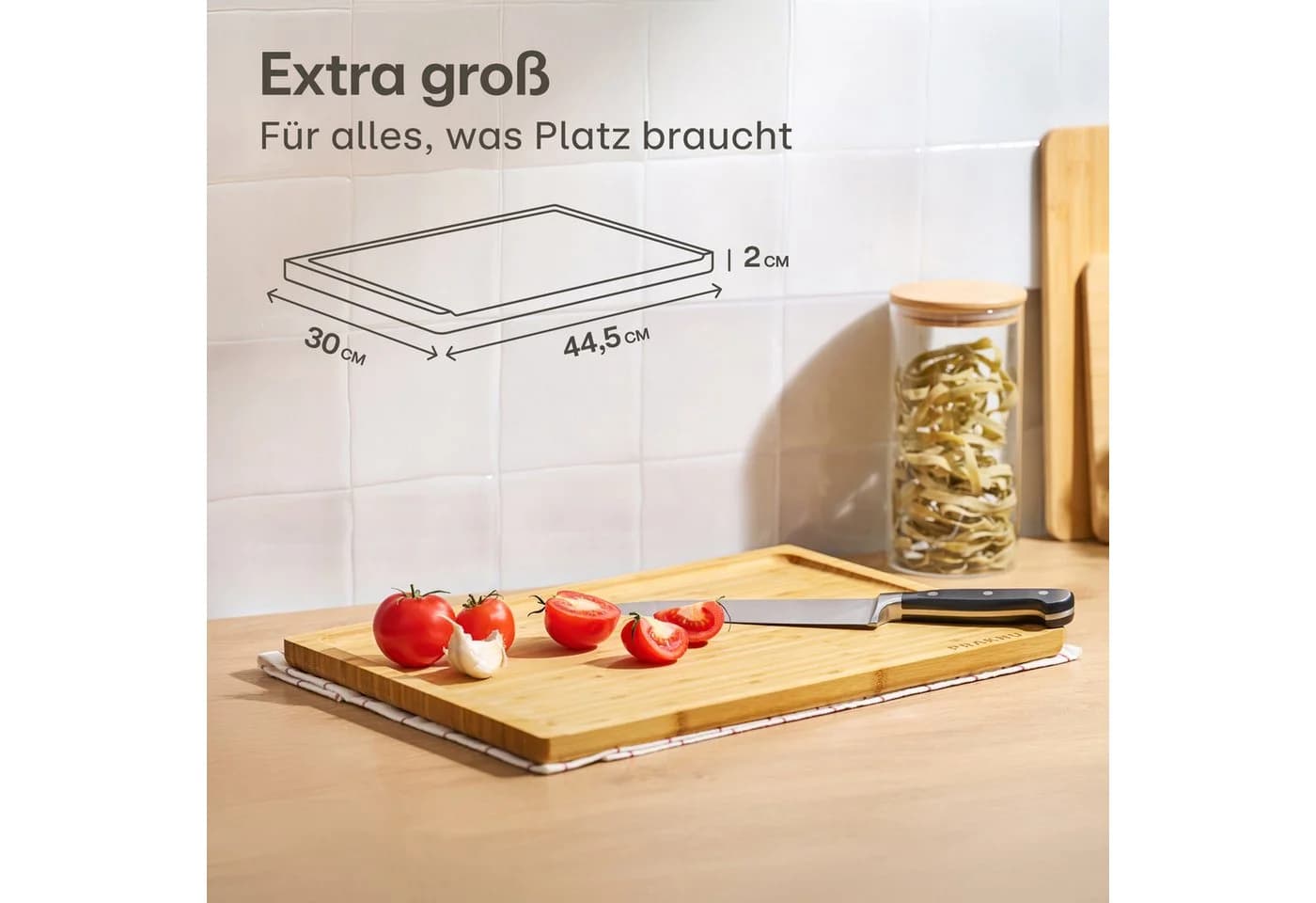 Praknu XXL Schneidebrett Bambus mit Saftrille