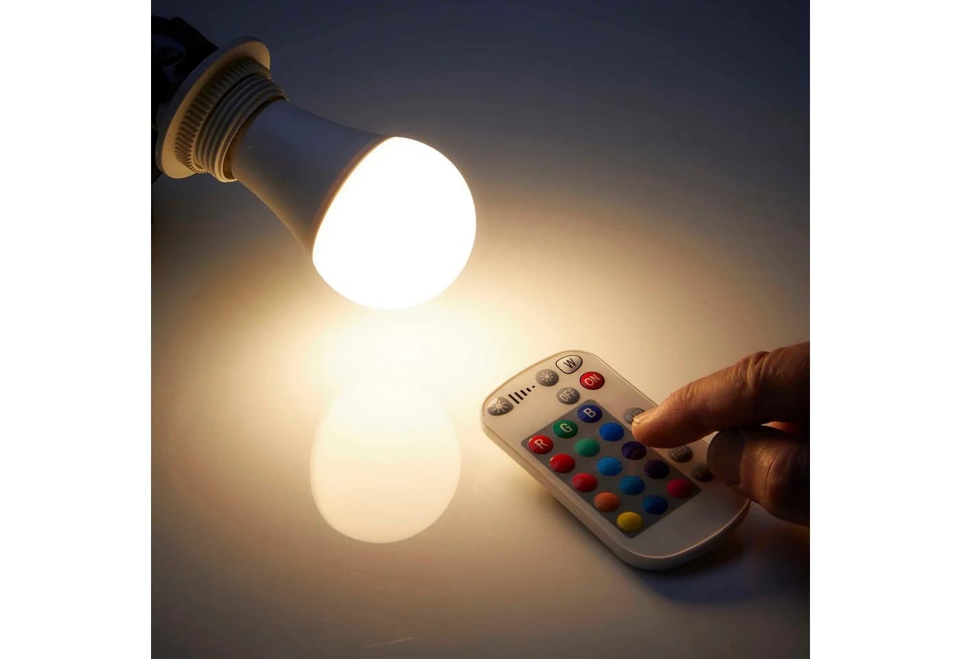 Northpoint LED E27 RGB 2700K mit Fernbedienung 9W 800lm - Bild 4