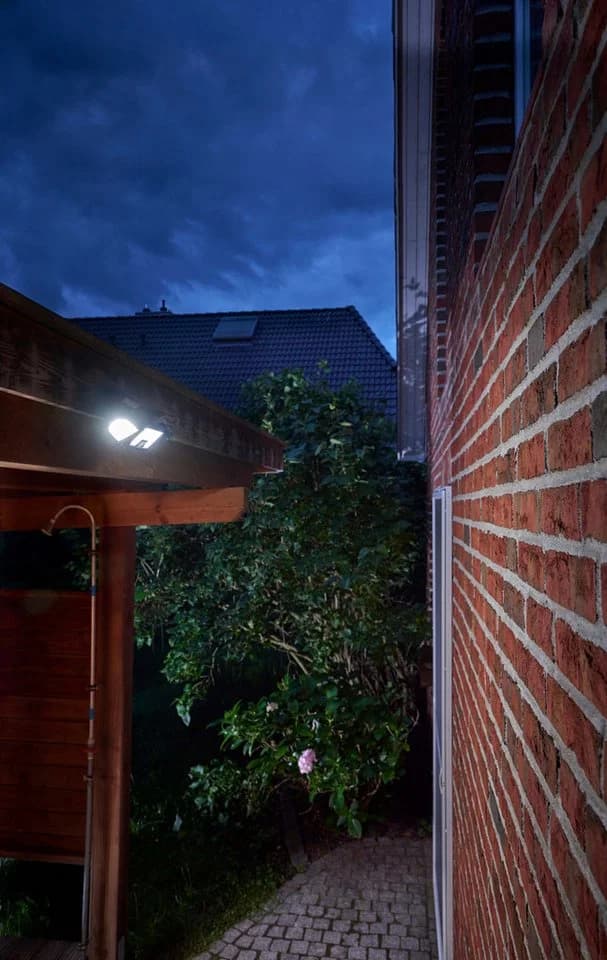 Northpoint LED Wandstrahler Solar Strahler mit Bewegungsmelder und Fernbedienung - Bild 5