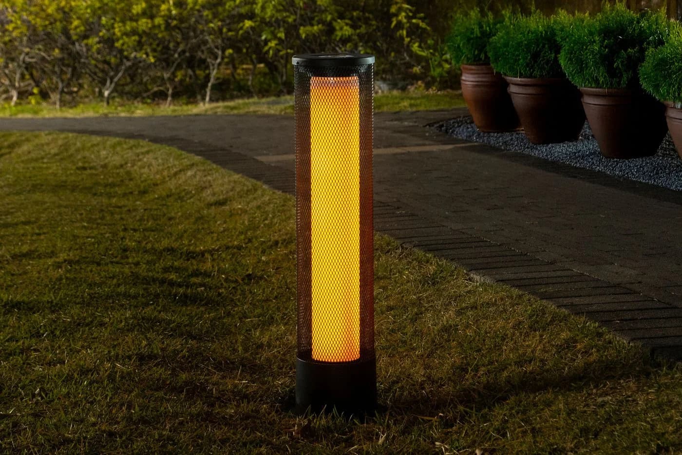 Northpoint LED Solar Flammenlichtsäule mit Dämmerungssensor - Bild 3