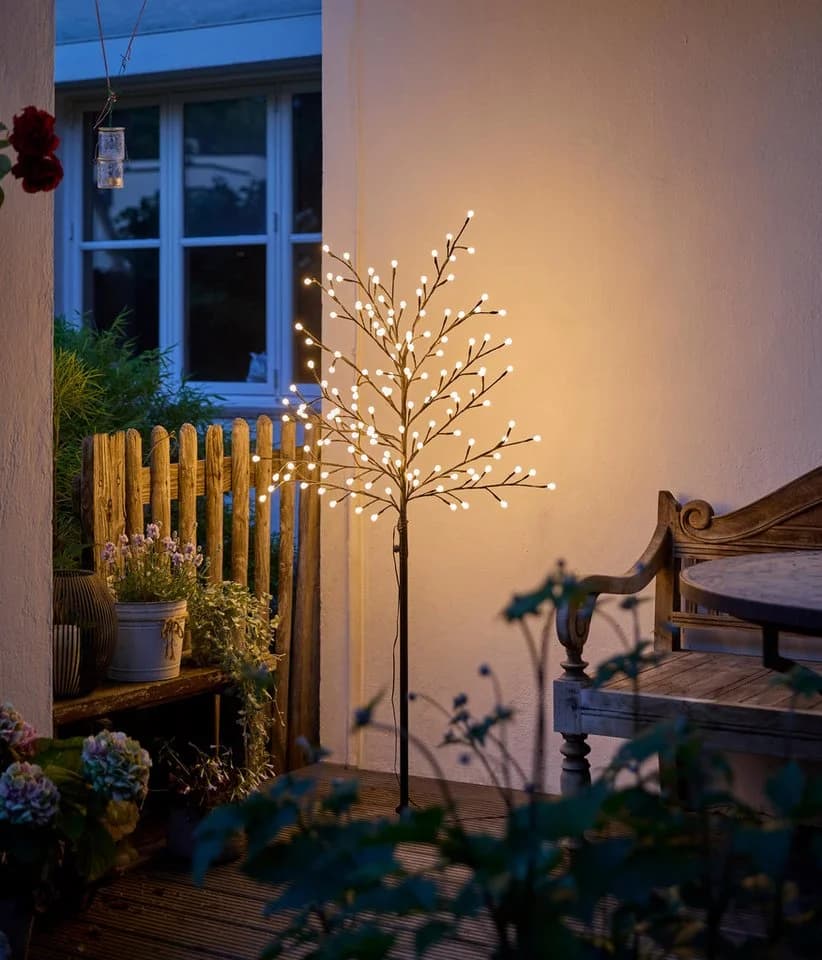 Northpoint LED Baum 150 LEDs Timer 6h On 18h Off Mit Kabel Heringe - Bild 4