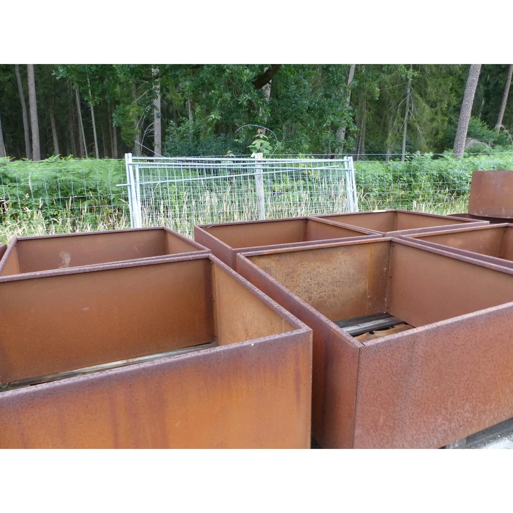 Cortenstahl Pflanzring quadratisch 90x90x60