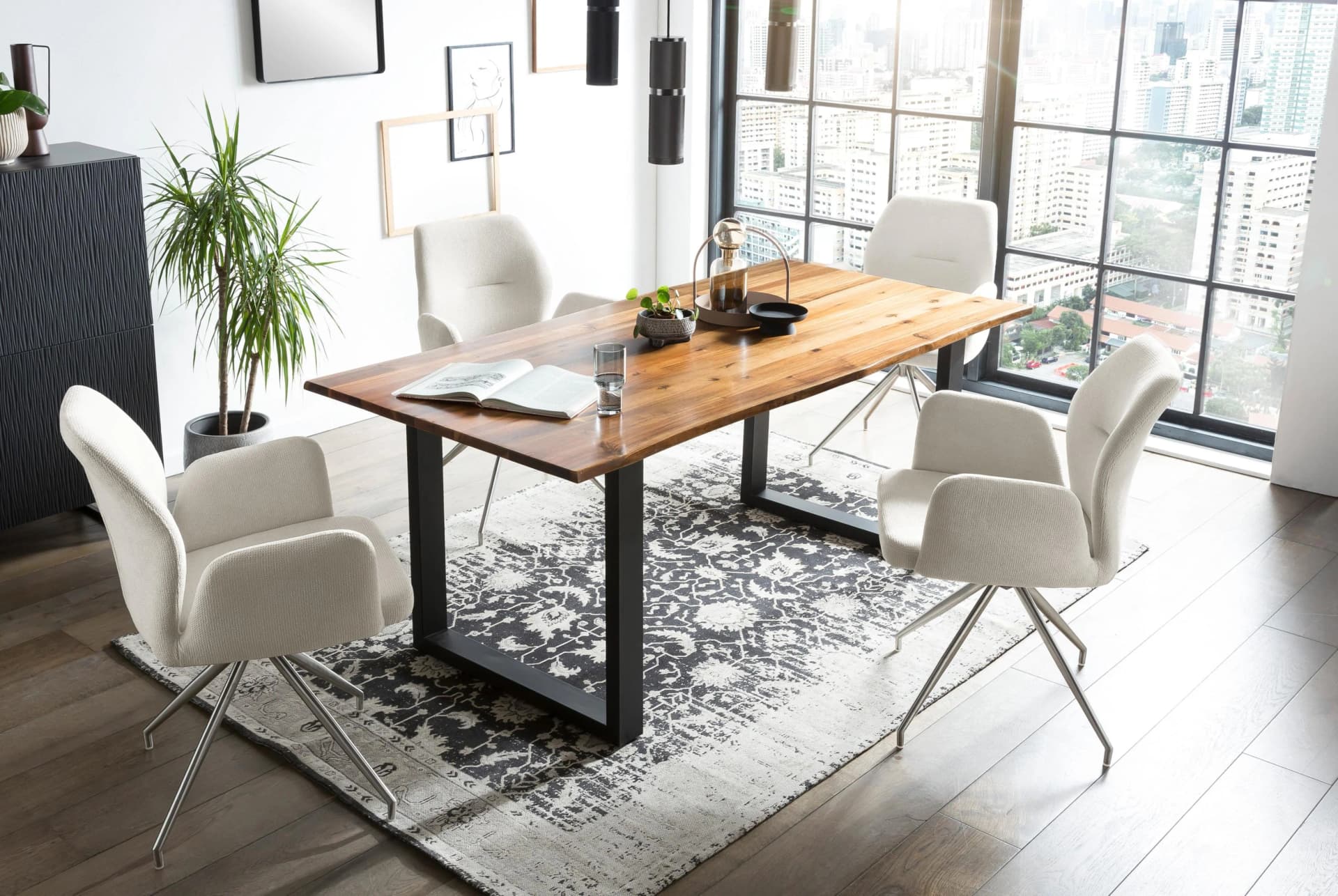 Salesfever Essgruppe Stilvolle Tischgruppe Beige Drehfunktion