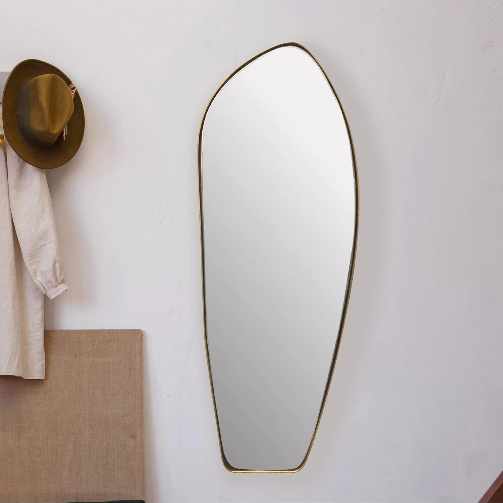 FineBuy Design Wandspiegel Organisch Asymmetrisch Gold Modern