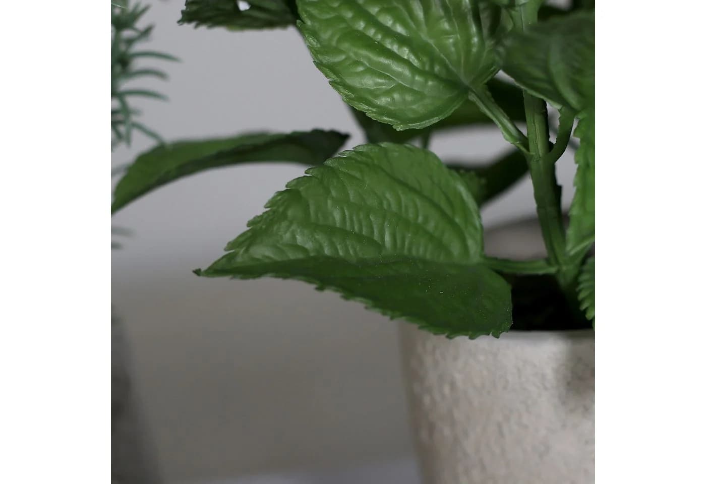 mucPlants Künstliche Kräuter 3er Set mit Zementtöpfen Grau - Bild 4
