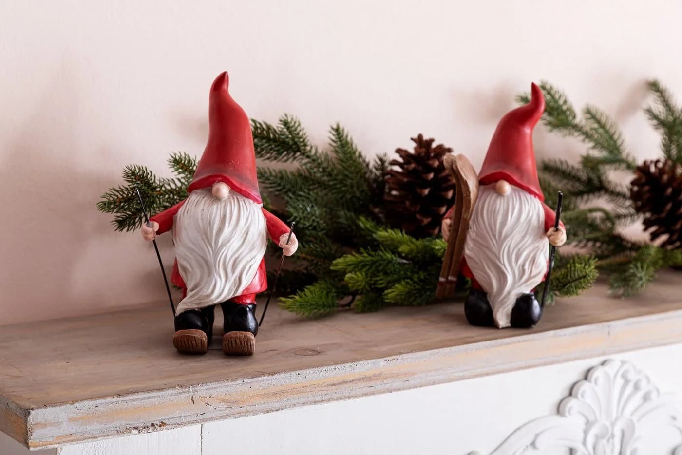 MyFlair Weihnachtsfigur Wichtel auf Skiern Rot - Bild 3