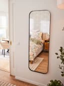 Mirrors and More Britney Wandspiegel Gold Metall Rahmen Bild 4