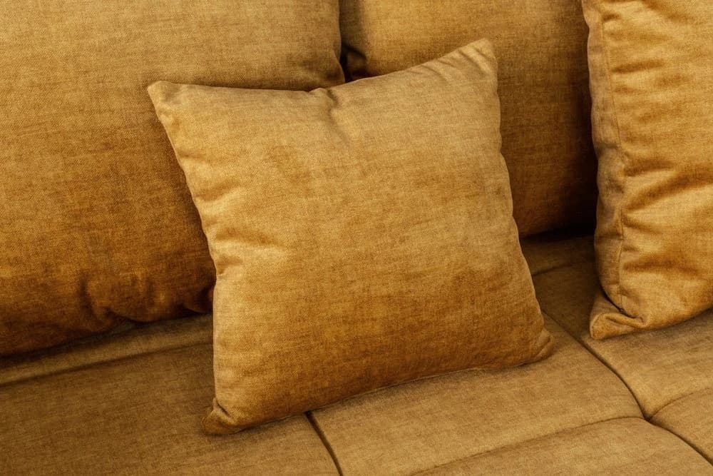 riess-ambiente Big-Sofa ELEGANCIA 285cm senfgelb Samt Federkern XXL Couch - Bild 5