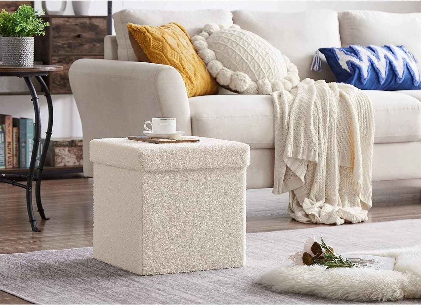 Zedelmaier Sitzhocker mit Stauraum Beige Samt faltbar - Bild 4