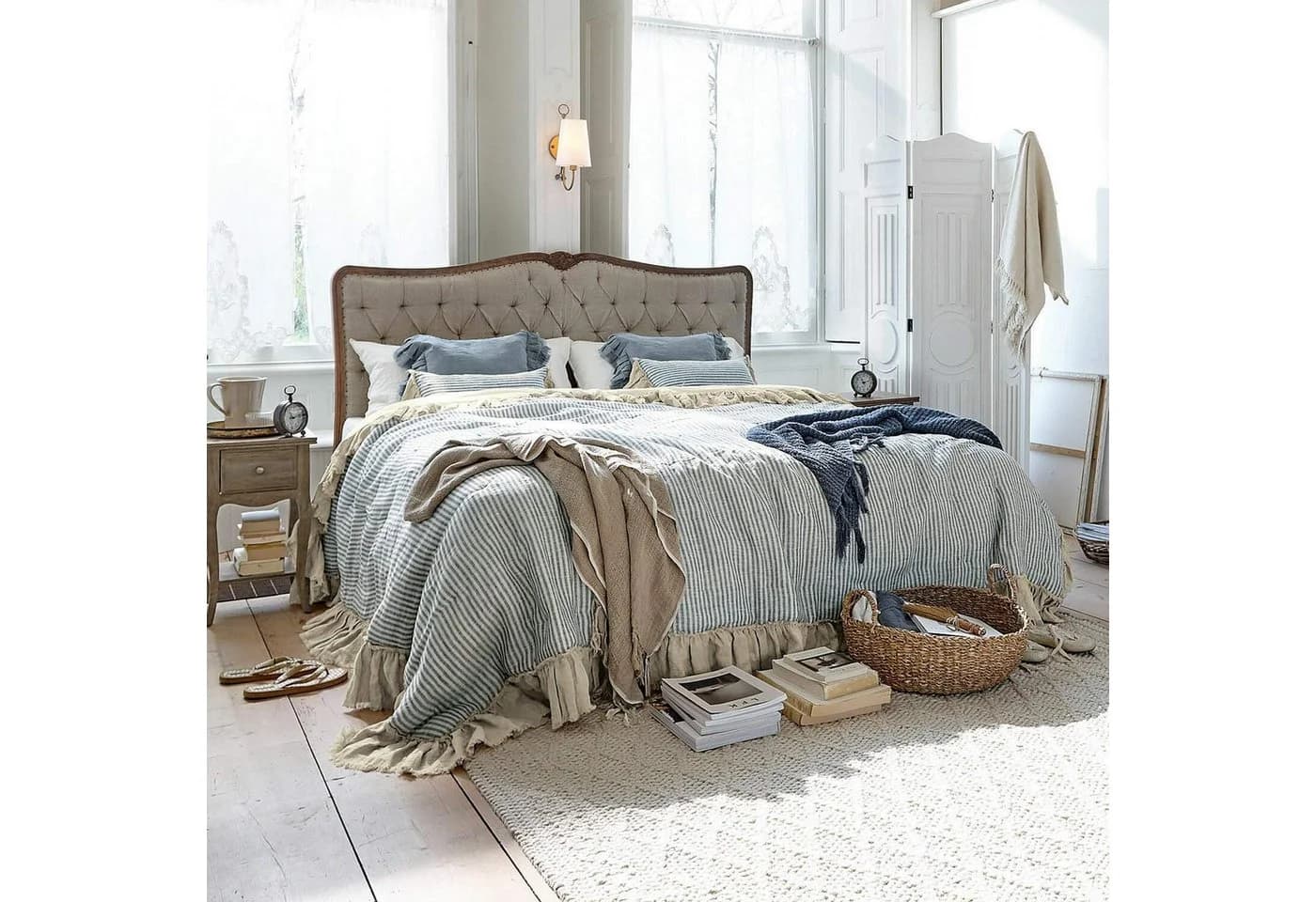 Mirabeau Tagesdecke Quilt Alexane blau/weiß mit Rüschen