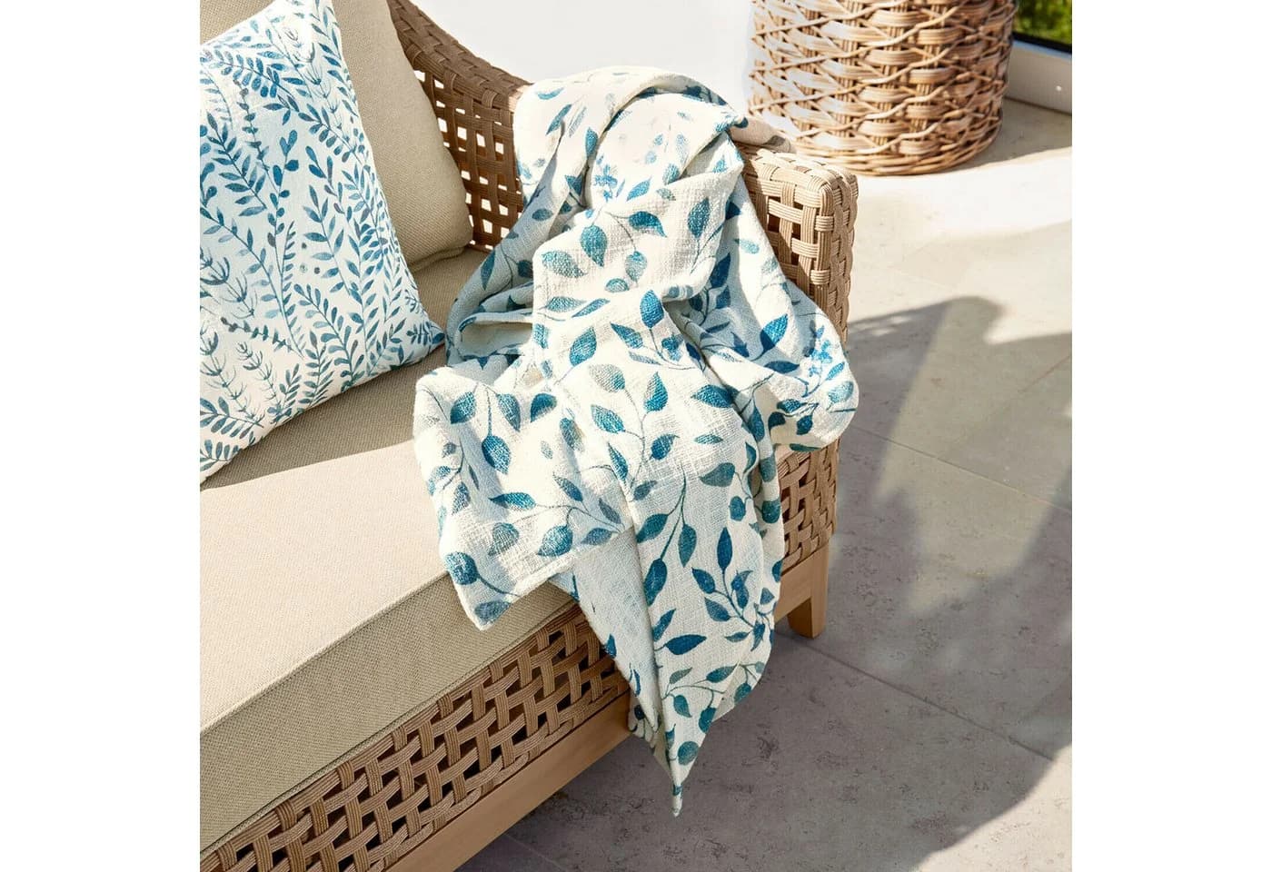 Mirabeau Tagesdecke Plaid Ocevara blau/creme 100% Baumwolle