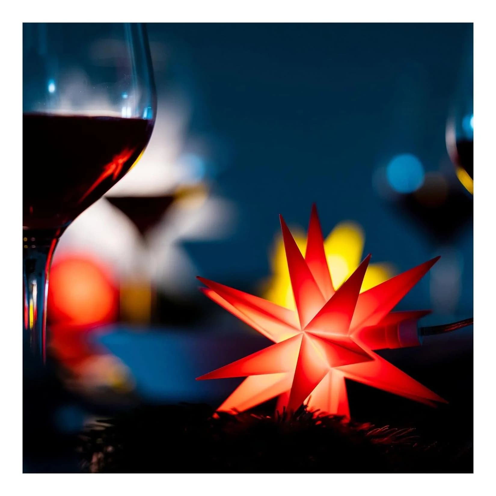 Weihnachtsstern LED Dekostern Klein 12cm ROT mit Fernbedienung und Batteriefach für 3 AA Batterien 6h Timer