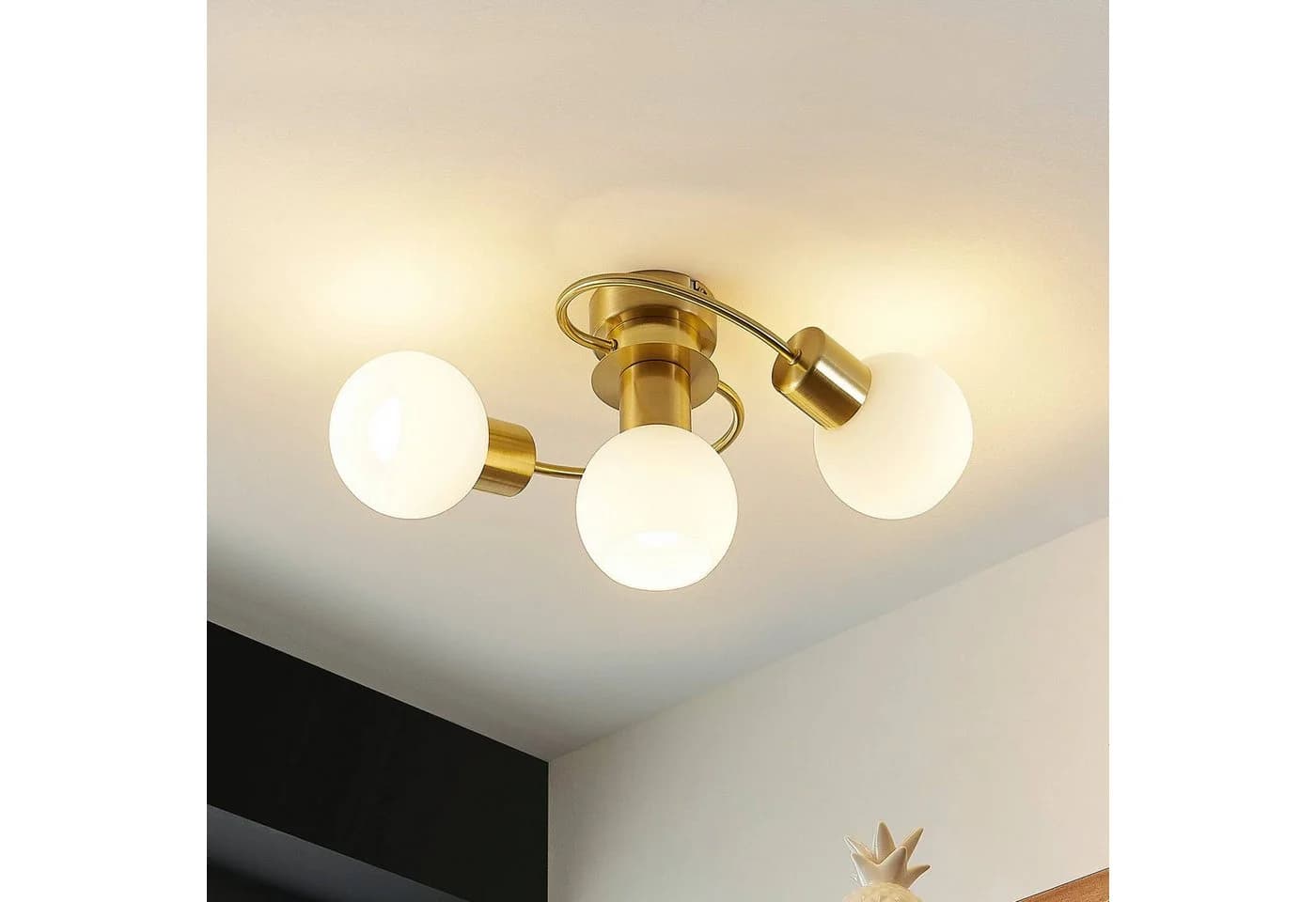 Lindby Deckenlampe Ciala, 3-flg., Messing, Glas, E14