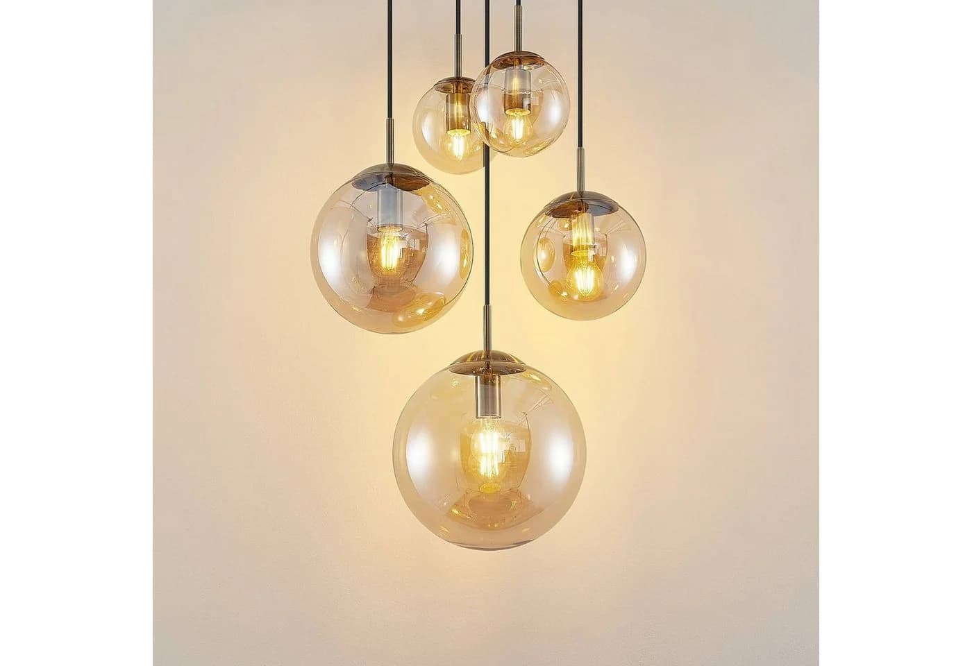 Lindby Hängeleuchte Teeja, amber, 5-flg., Ø50cm, Glas, E27 - Bild 4
