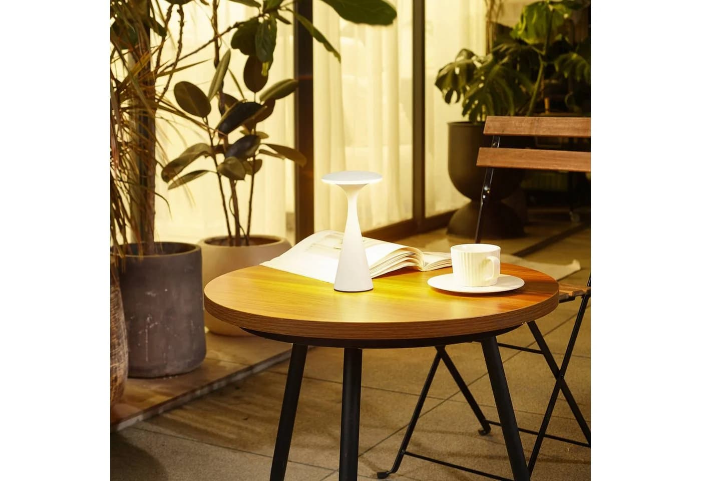 Lindby LED-Akku-Tischlampe Evelen Weiß USB-Aufladung IP54 - Bild 3