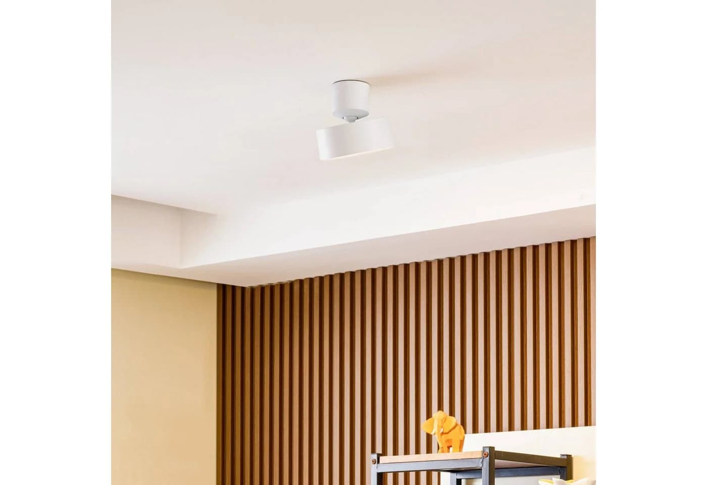 Lindby LED-Strahler Nivoria 14 cm Weiß Schwenkbar