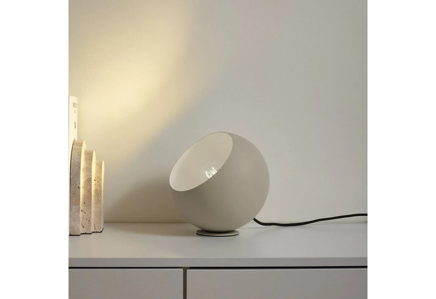 Lindby Tischleuchte Somolia Beige Eisen Ø 20 cm - Bild 3