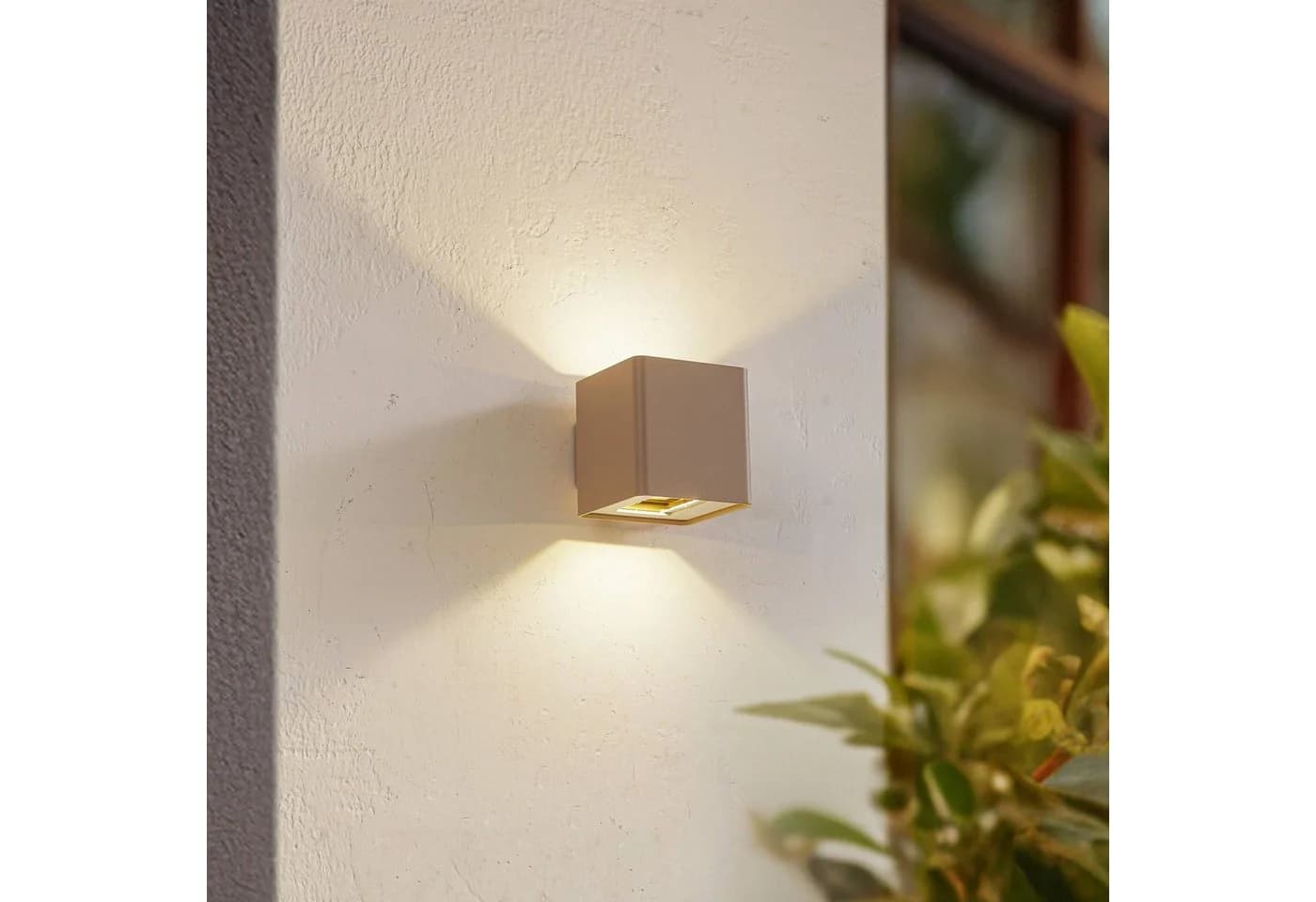 Lucande LED-Außenwandleuchte Aaron Beige IP54 Up/Down - Bild 3
