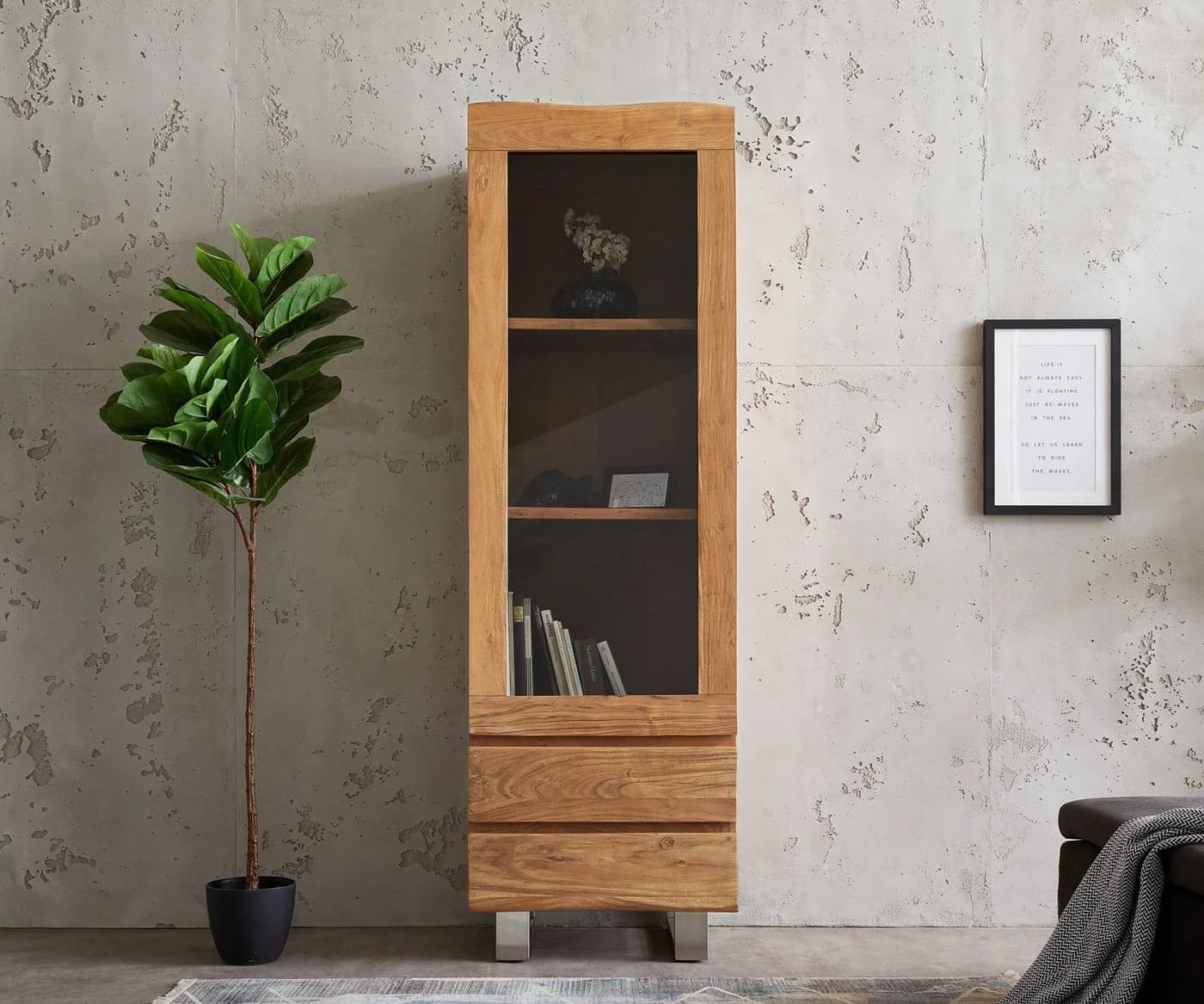DELIFE Vitrine Live-Edge Akazie Natur 1 Tür 2 Schubladen Massivholz - Bild 3