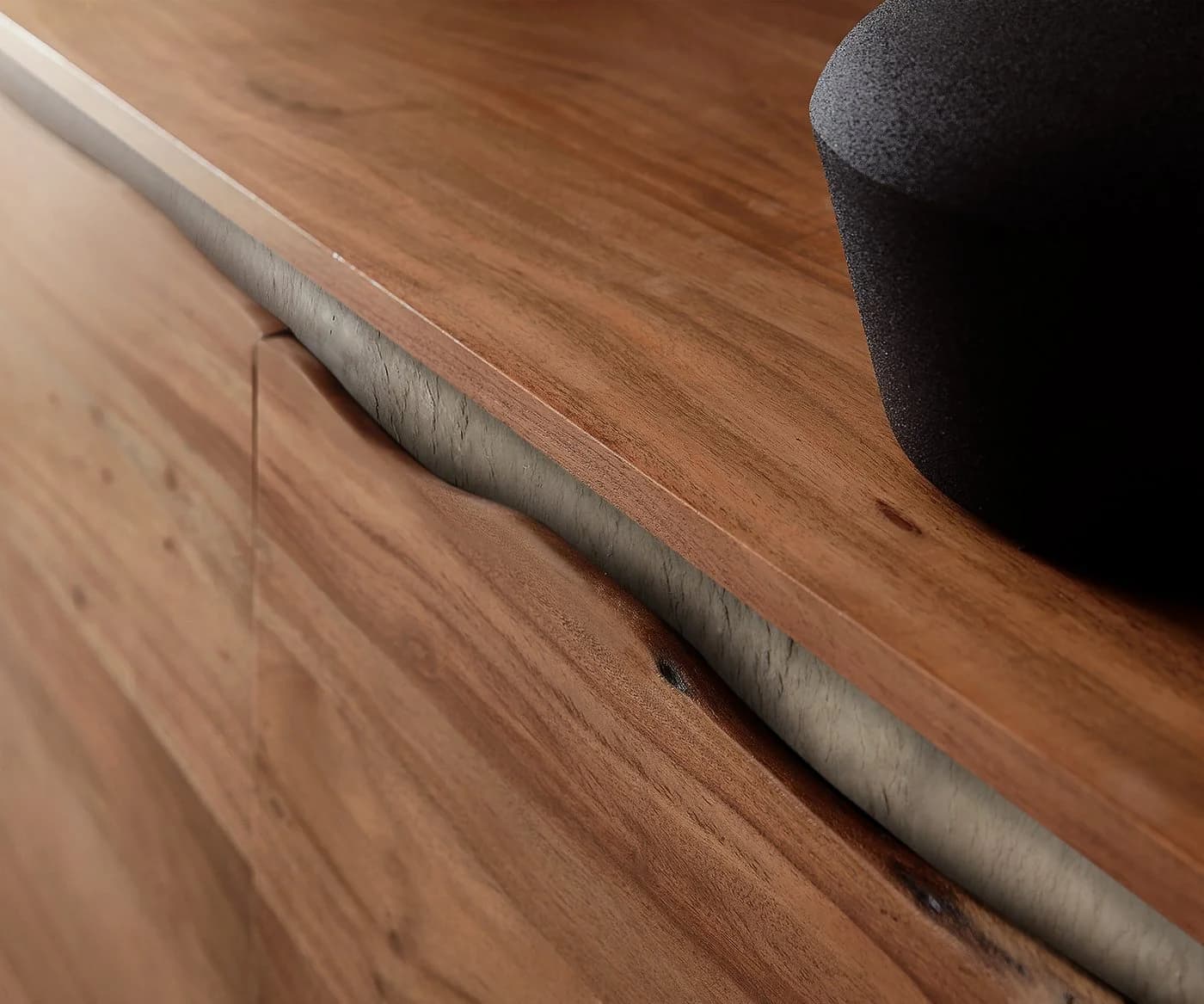 DELIFE Lowboard Stonegrace Akazie Braun Baumkante 4 Türen V-Fuß Schwarz - Bild 5