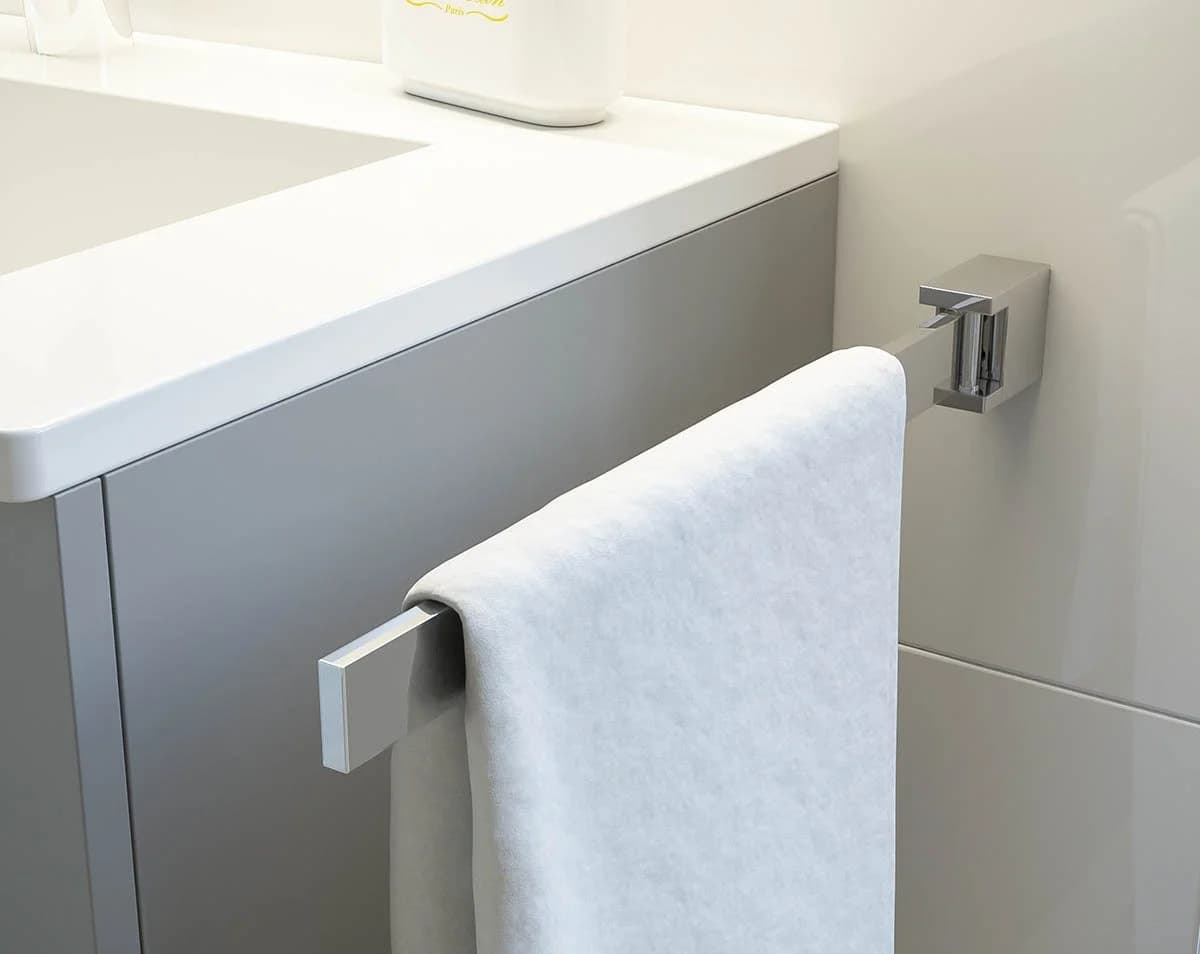 einfachgutemoebel Handtuchhalter Bath-O-Line Schwenkbar 420mm Chrom