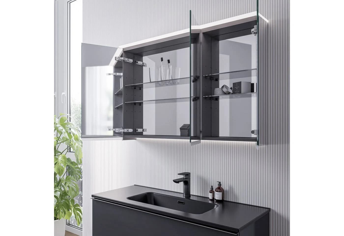 Bernstein Spiegelschrank VARO mit LED-Beleuchtung und Soft-Close - Bild 3