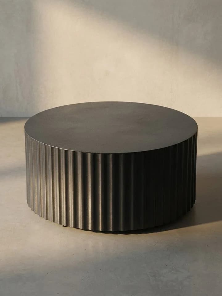 KADIMA DESIGN Runder Sofatisch mit Wellen-Muster Metall Schwarz - Bild 3