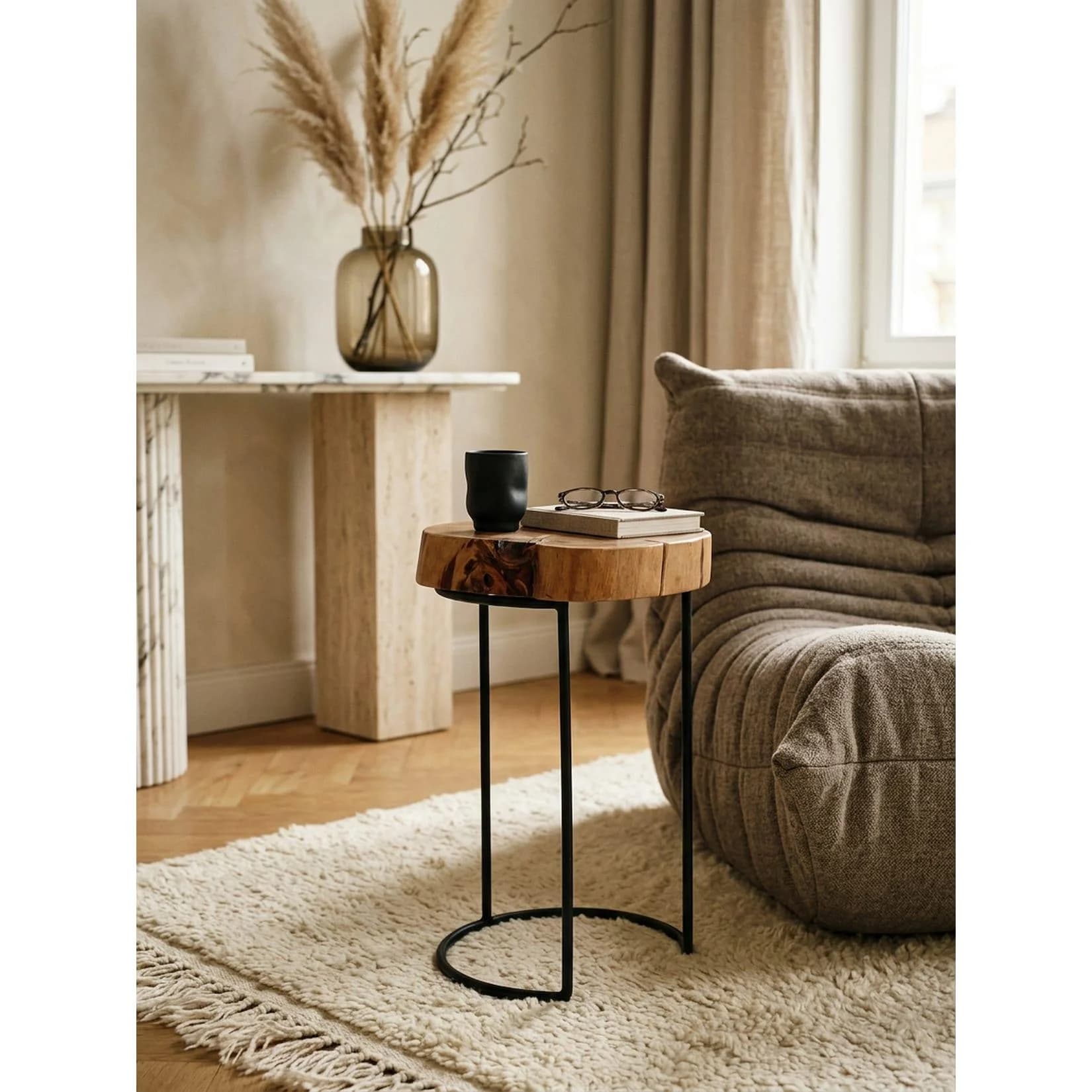 AKOLA Beistelltisch Massivholz Akazie Baumstammform Landhausstil