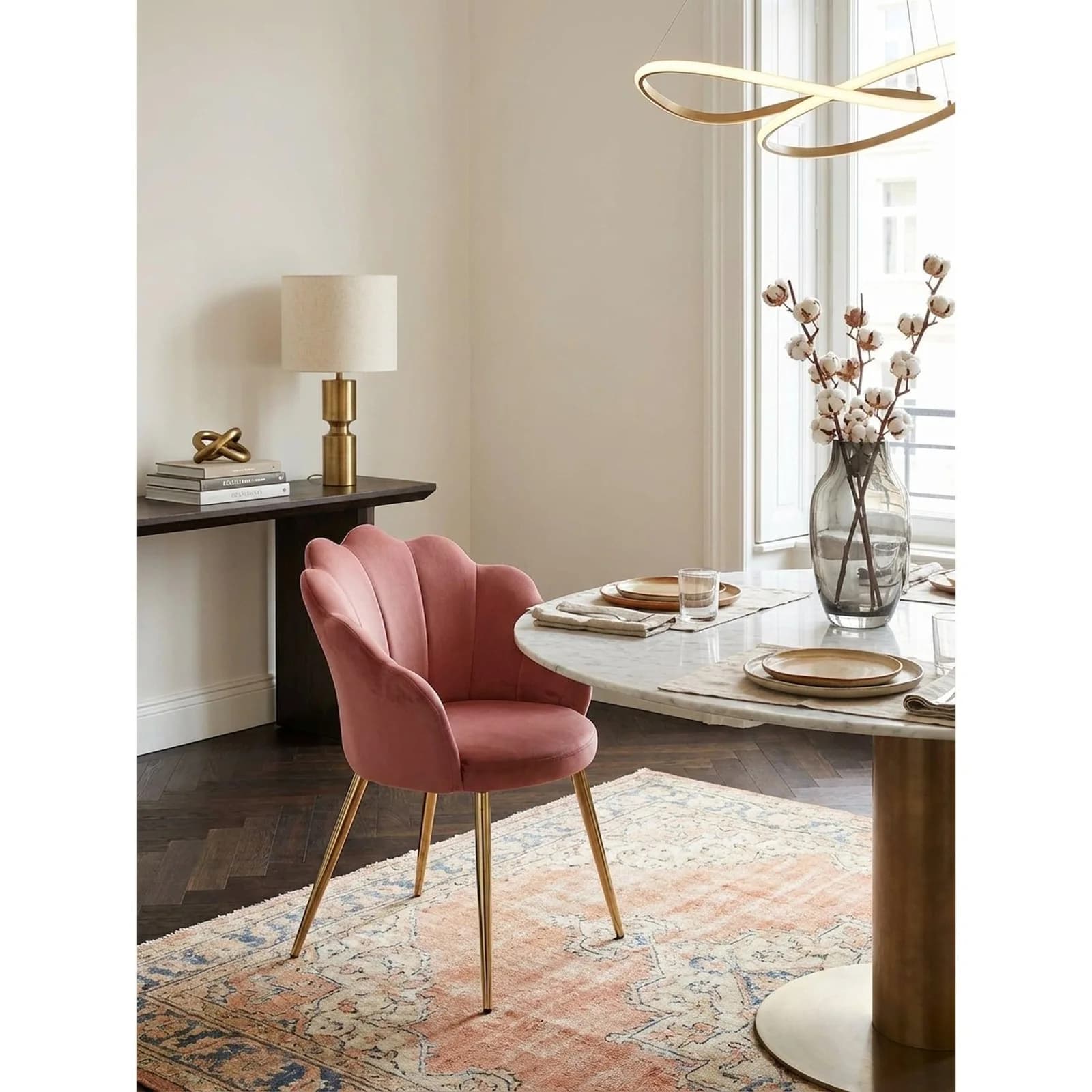 KADIMA DESIGN Esszimmerstuhl Rosa Samtbezug Metallgestell Schalenform
