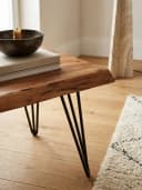KADIMA DESIGN Couchtisch Massivholz Baumkante 56x38x51 cm Bild 5
